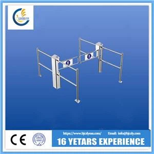 עמוד מחסום תורי קהל נירוסטה עם חגורה מתכווננת